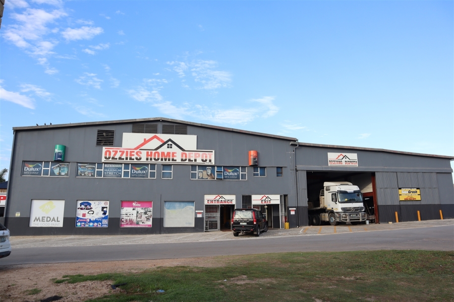 Commercial Property for Sale in Wavecrest Eastern Cape
